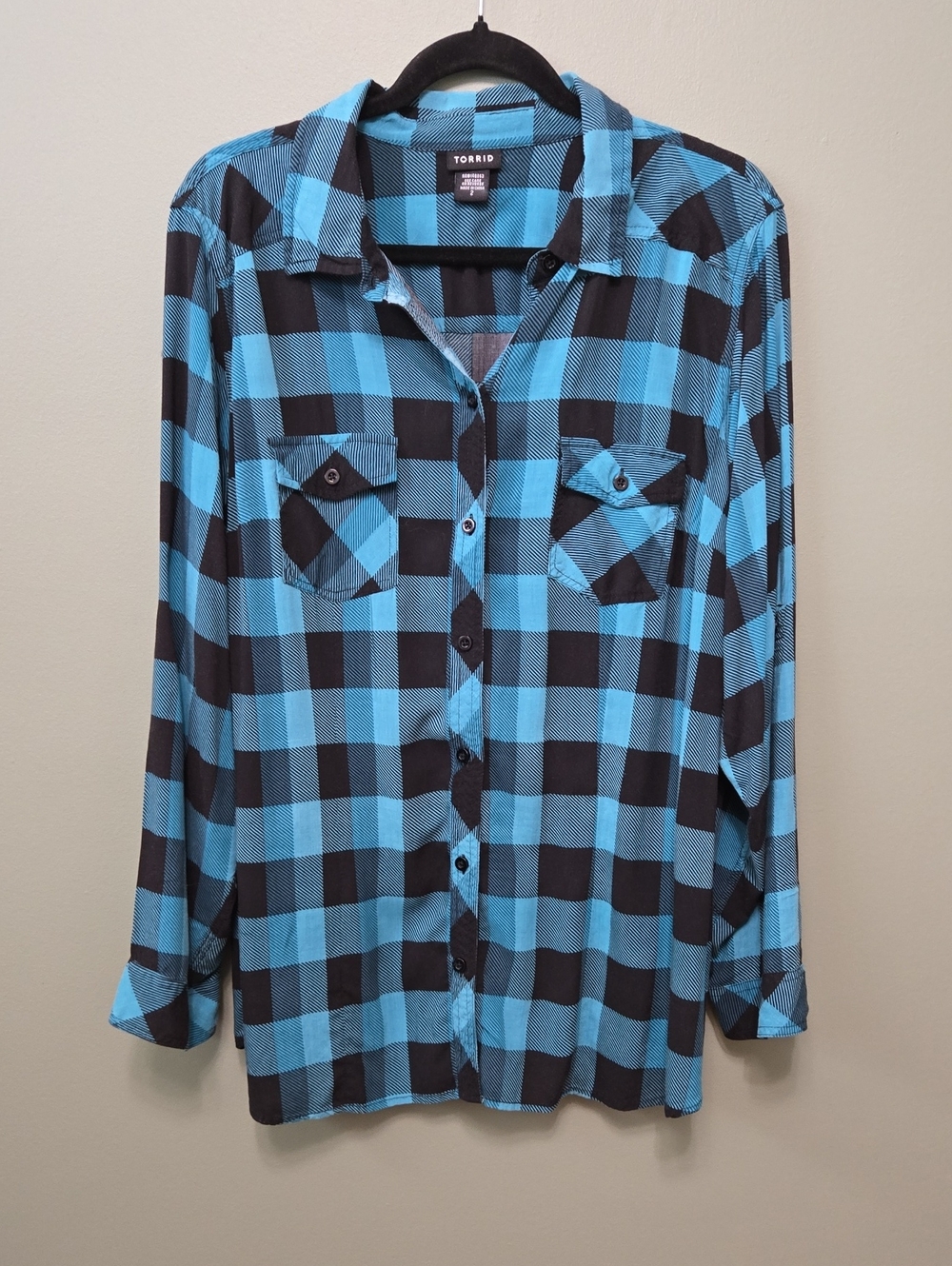 Torrid Black and Teal Buffalo Plaid Shirt Sz 2